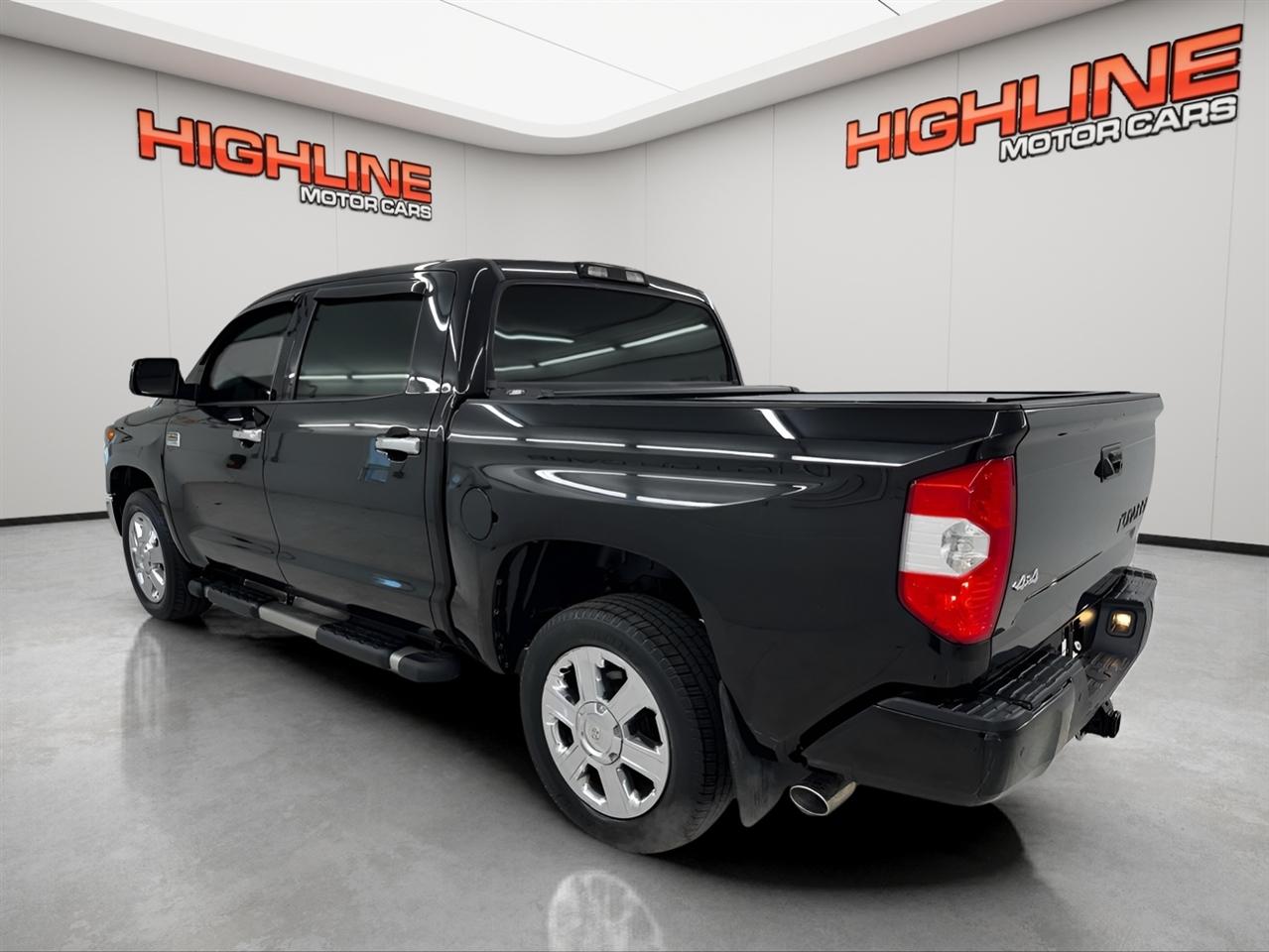 Toyota Tundra 4WD Truck CrewMax 5.7L V8 6-Spd AT 1794 (Natl) 2015