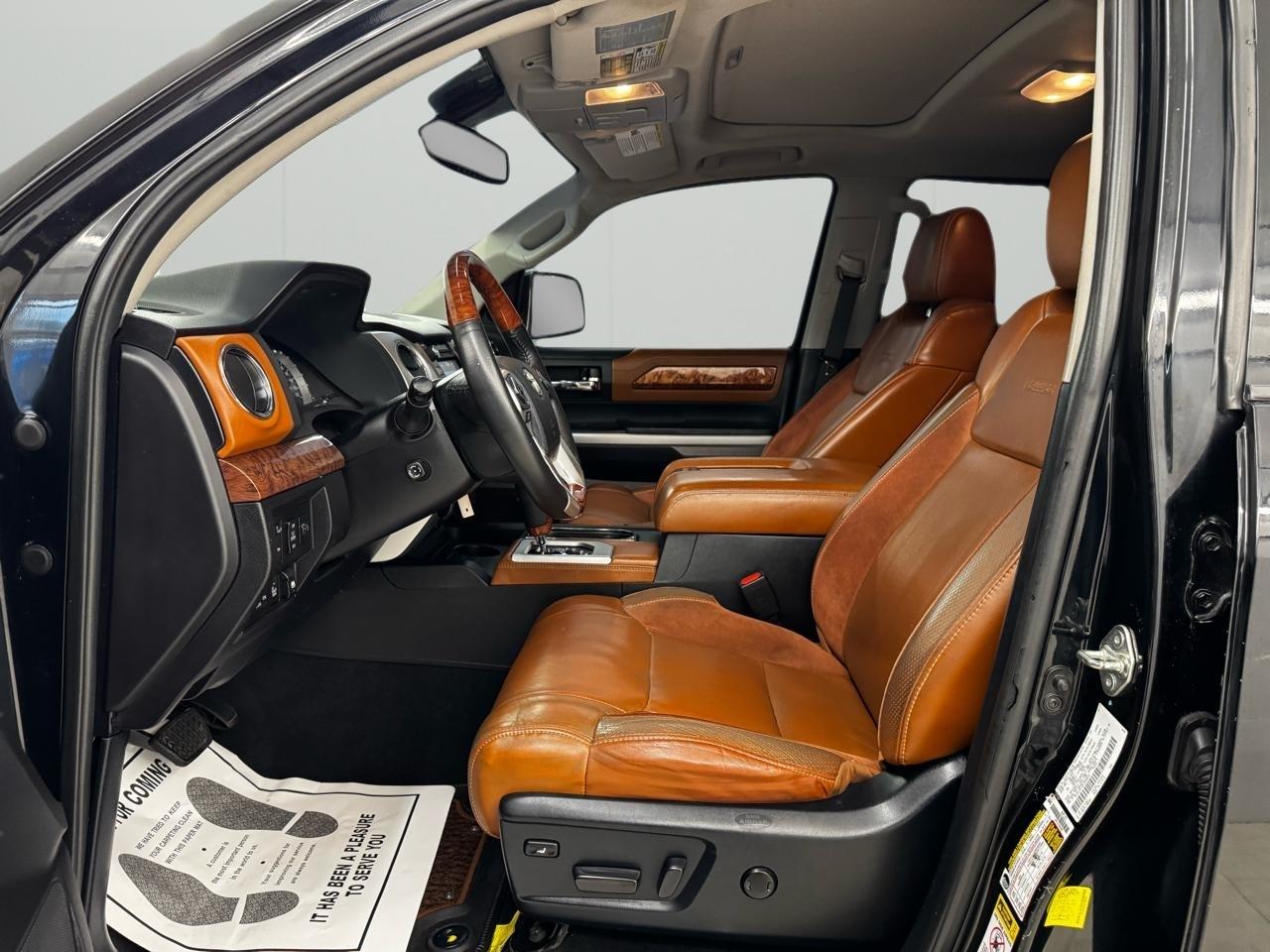 Toyota Tundra 4WD Truck CrewMax 5.7L V8 6-Spd AT 1794 (Natl) 2015