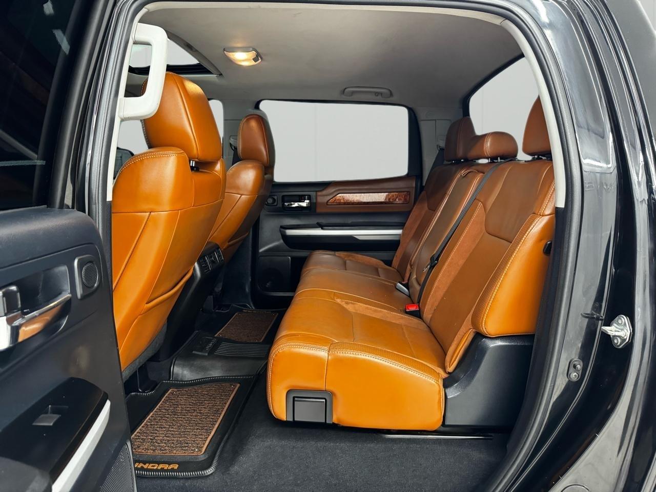 Toyota Tundra 4WD Truck CrewMax 5.7L V8 6-Spd AT 1794 (Natl) 2015