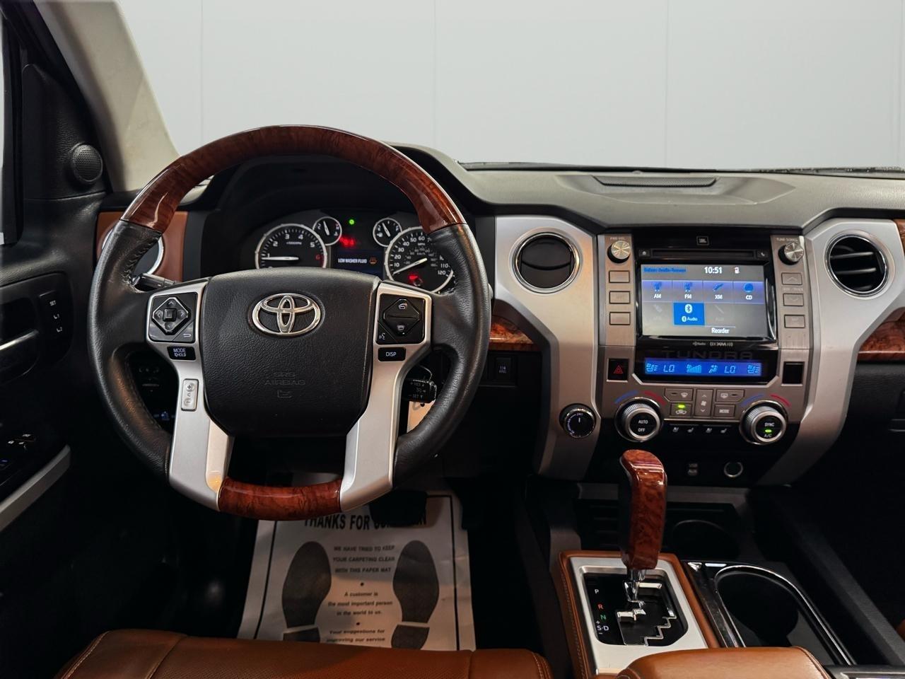 Toyota Tundra 4WD Truck CrewMax 5.7L V8 6-Spd AT 1794 (Natl) 2015