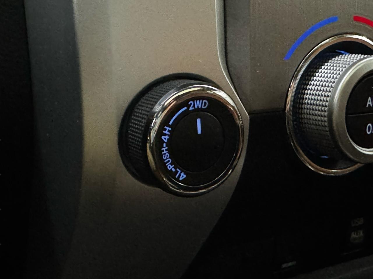 Toyota Tundra 4WD Truck CrewMax 5.7L V8 6-Spd AT 1794 (Natl) 2015