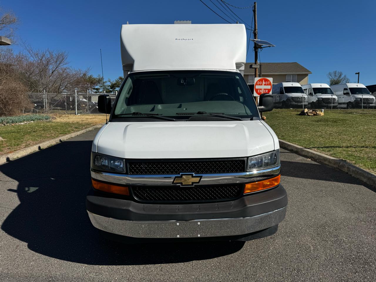 Chevrolet Express Commercial Cutaway 3500 Van 139" 2017
