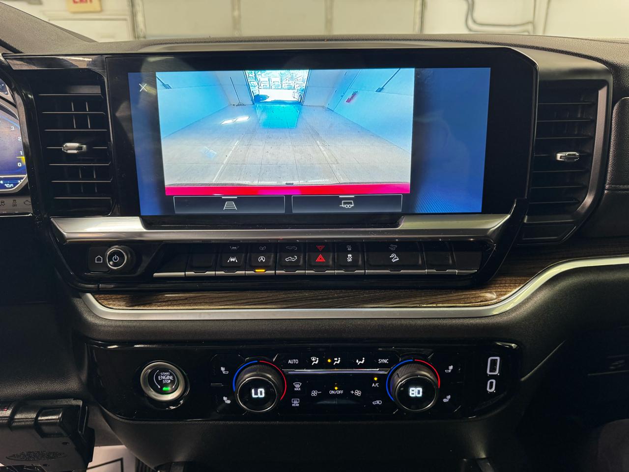 Chevrolet Silverado 1500 4WD Crew Cab 147" LT w/1LT 2022