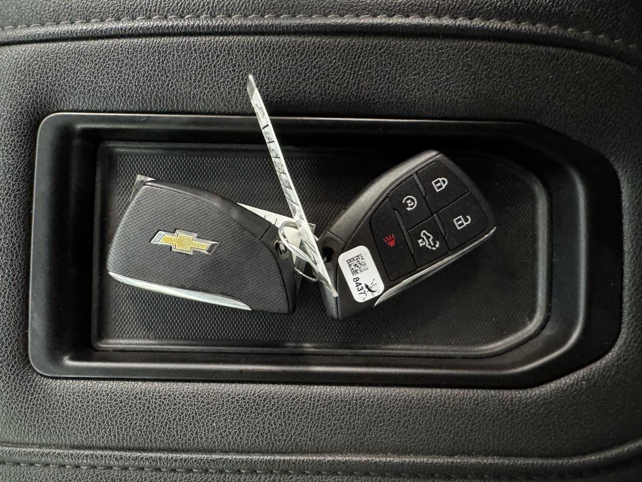 Chevrolet Silverado 1500 4WD Crew Cab 147" LT w/1LT 2022