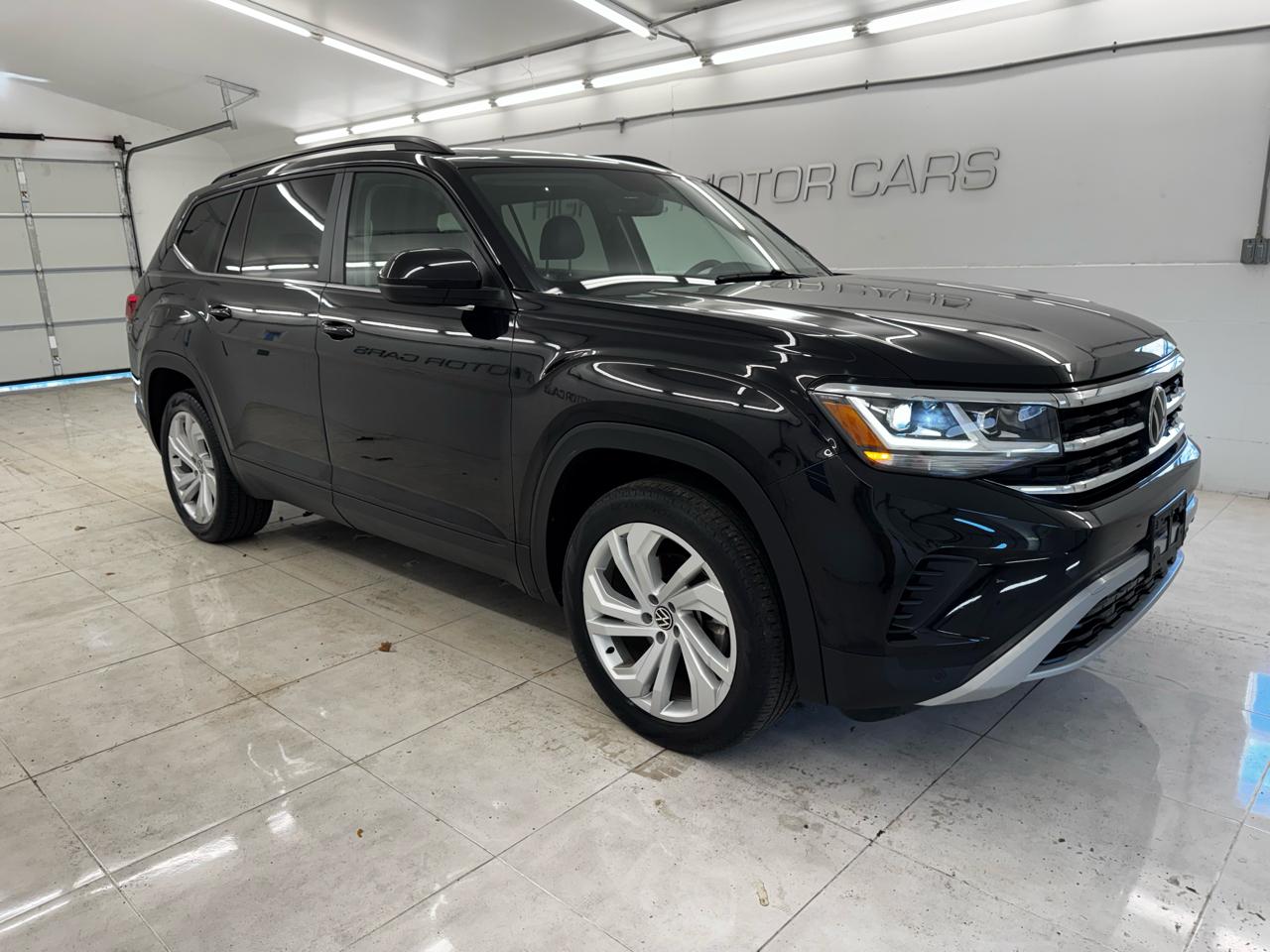 Volkswagen Atlas 2.0T SE w/Technology 4MOTION 2022