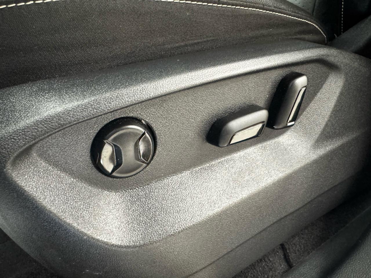 Volkswagen Atlas 2.0T SE w/Technology 4MOTION 2022