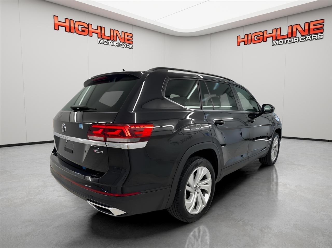 Volkswagen Atlas 2.0T SE w/Technology 4MOTION 2022