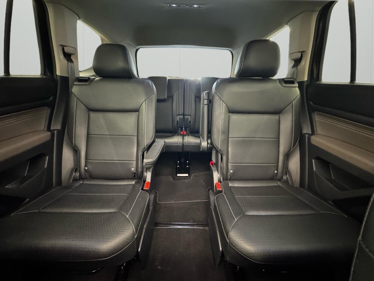 Volkswagen Atlas 2.0T SE w/Technology 4MOTION 2022