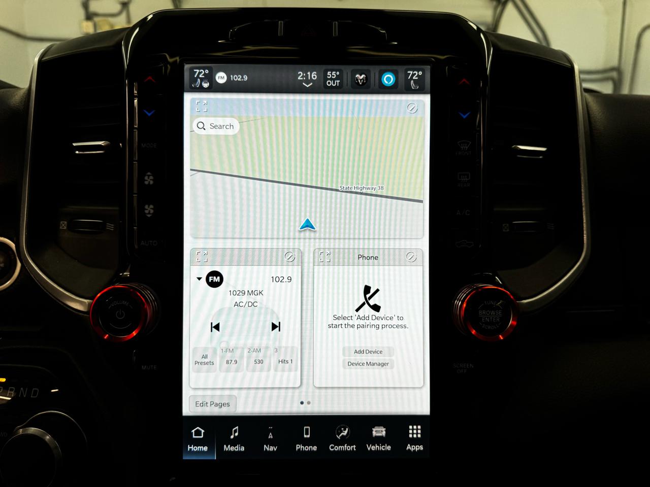 RAM 1500 Big Horn 4x4 Crew Cab 5'7" Box 2023