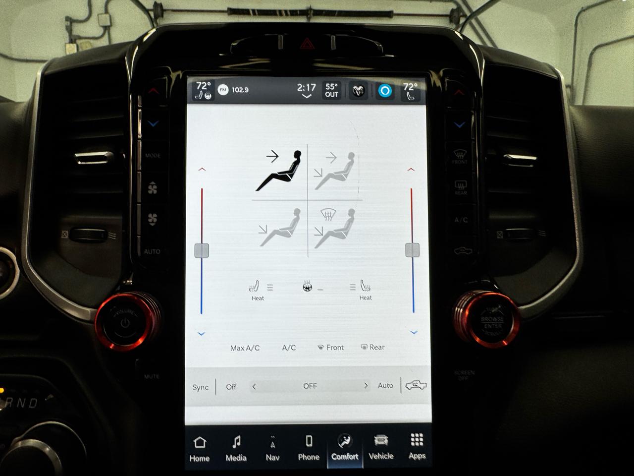 RAM 1500 Big Horn 4x4 Crew Cab 5'7" Box 2023