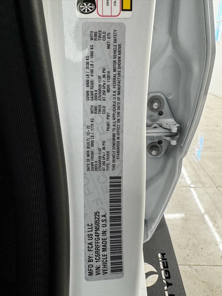 RAM 1500 Big Horn 4x4 Crew Cab 5'7" Box 2023