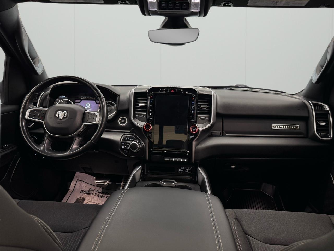 RAM 1500 Big Horn 4x4 Crew Cab 5'7" Box 2023