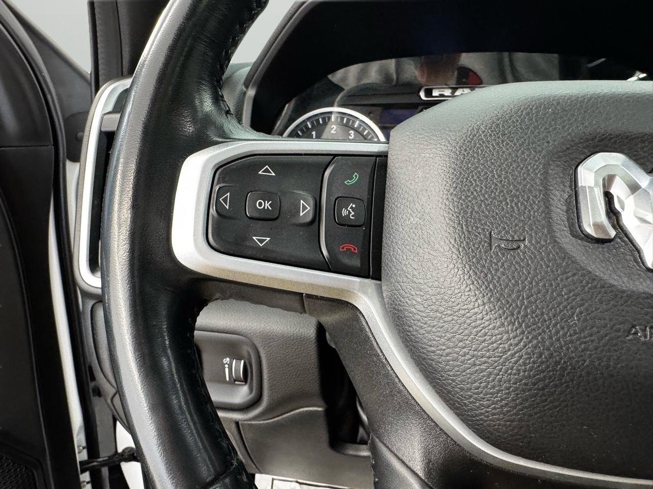 RAM 1500 Big Horn 4x4 Crew Cab 5'7" Box 2023