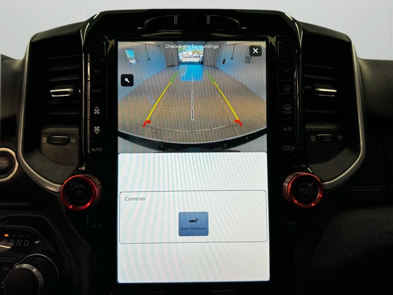 RAM 1500 Big Horn 4x4 Crew Cab 5'7" Box 2023