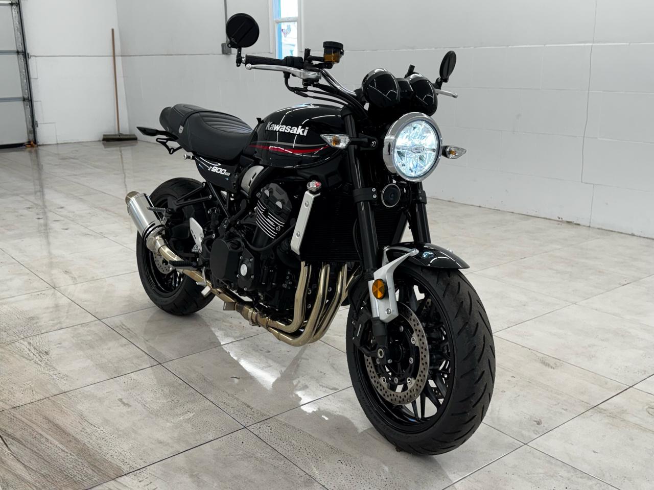 Kawasaki Z900RS  2024