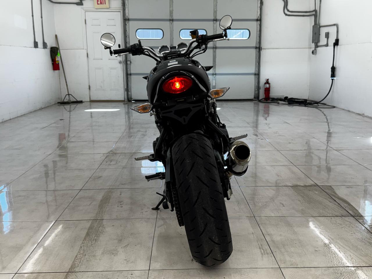 Kawasaki Z900RS  2024