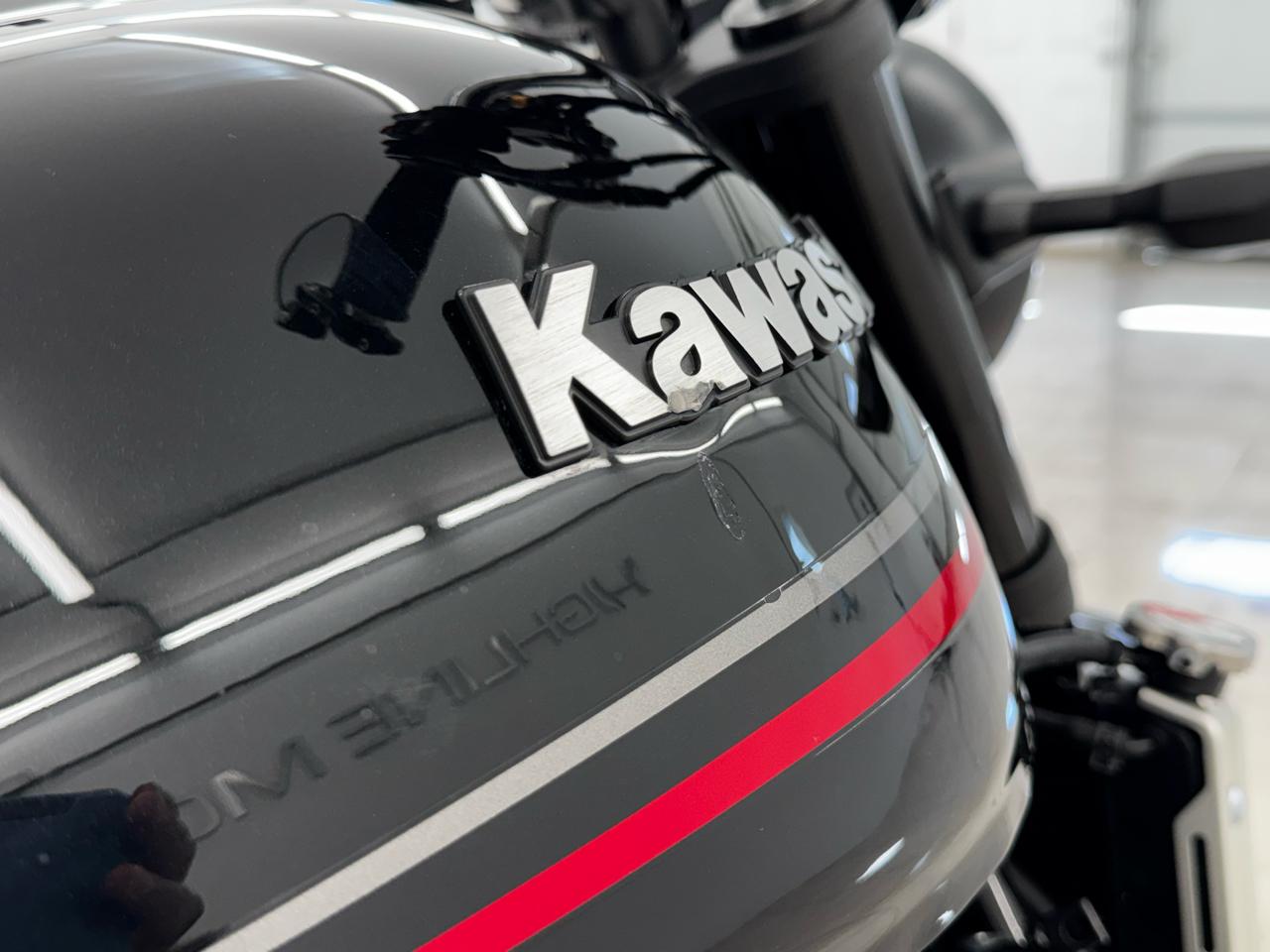 Kawasaki Z900RS  2024