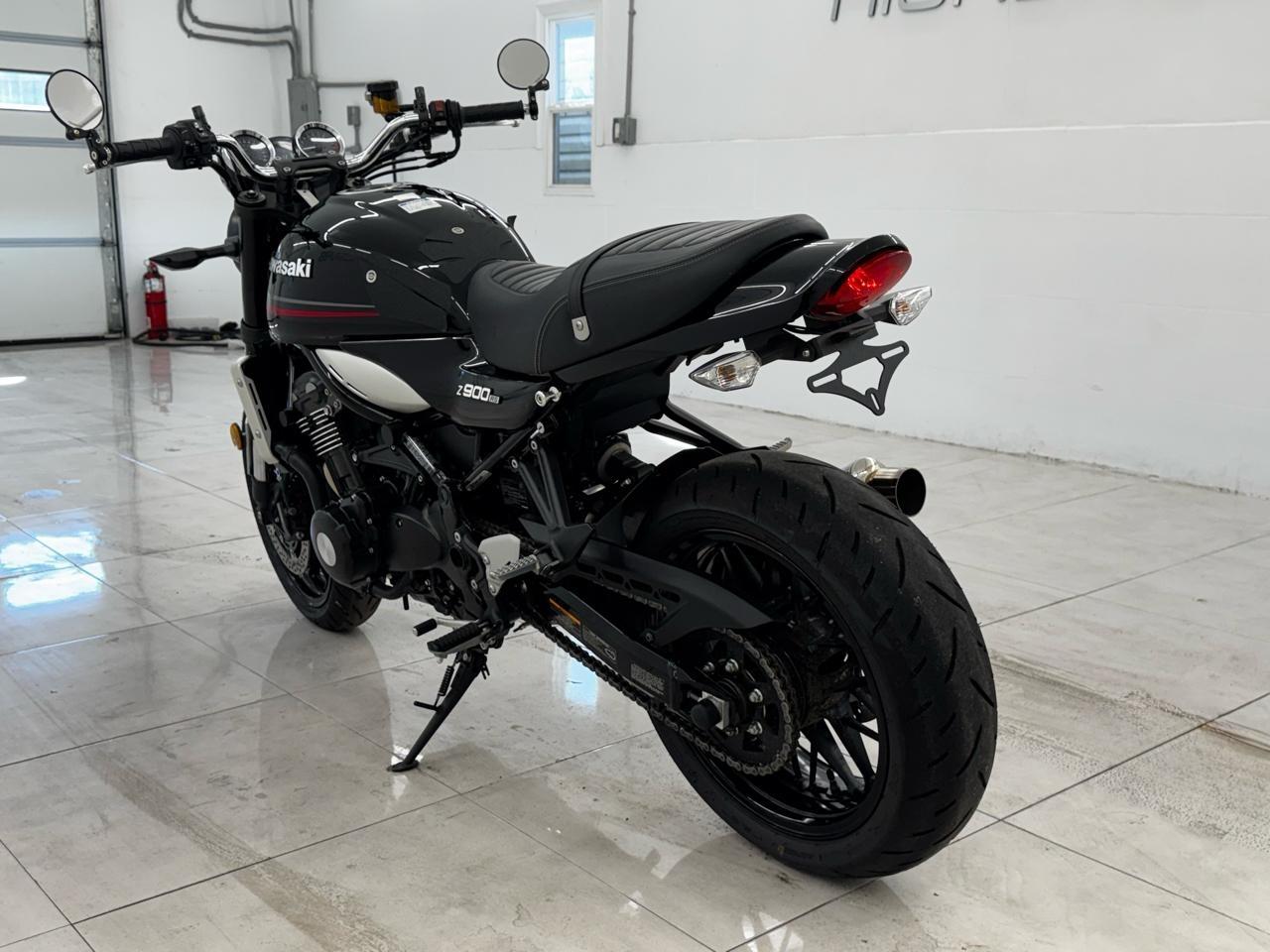 Kawasaki Z900RS  2024