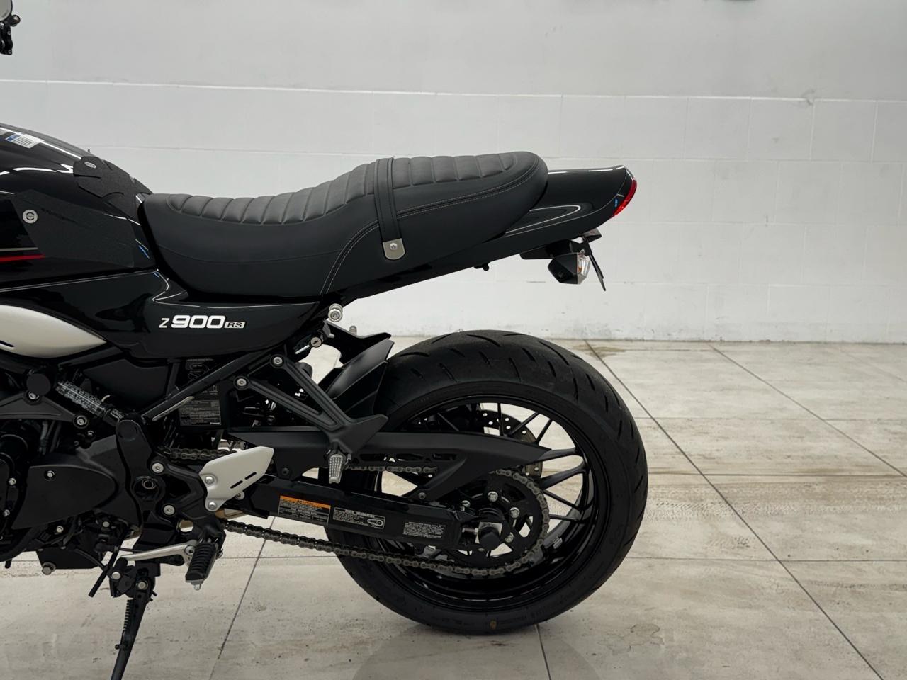 Kawasaki Z900RS  2024