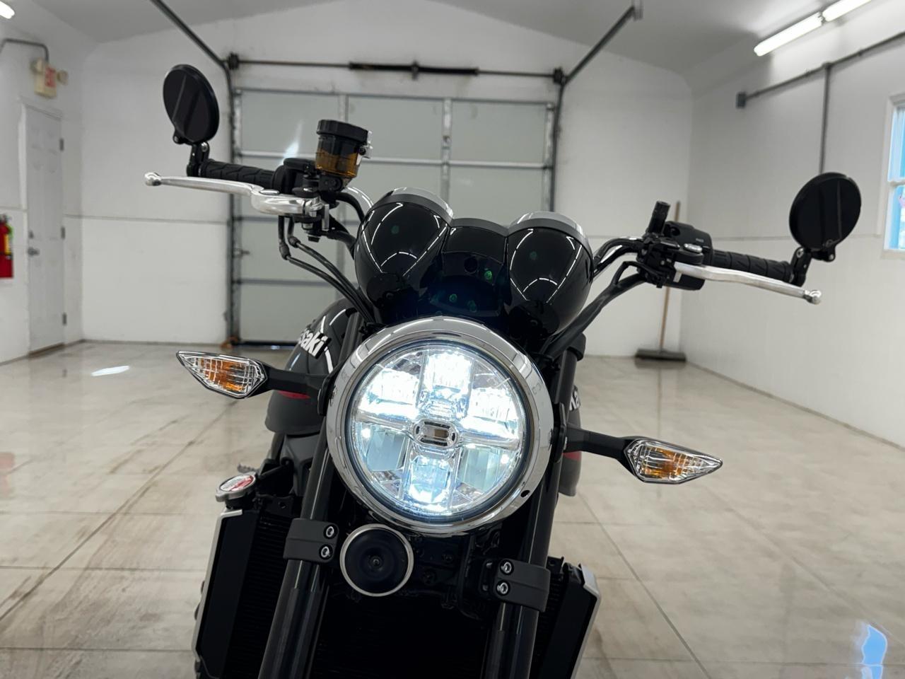 Kawasaki Z900RS  2024