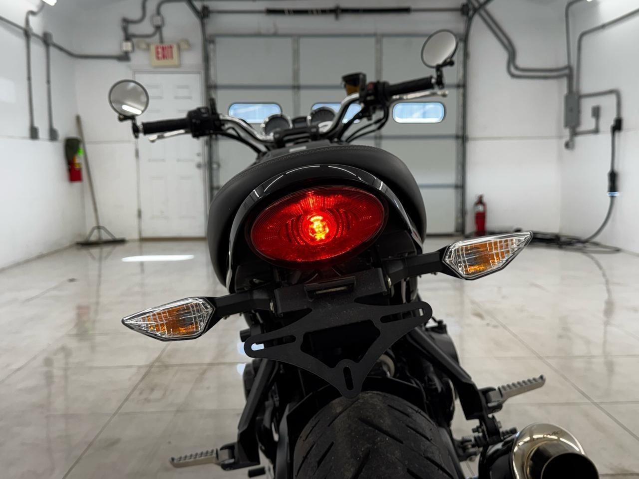 Kawasaki Z900RS  2024