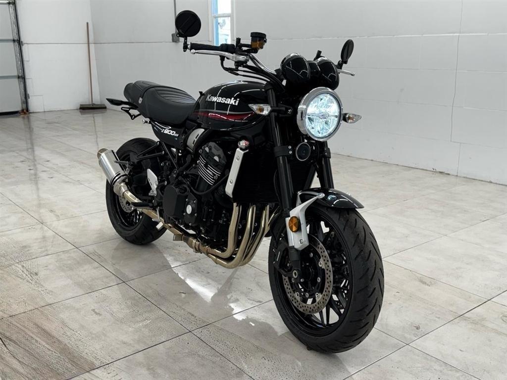 Kawasaki Z900RS  2024