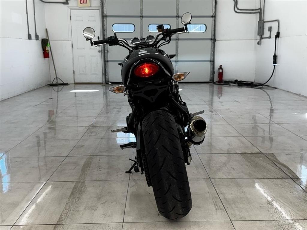 Kawasaki Z900RS  2024