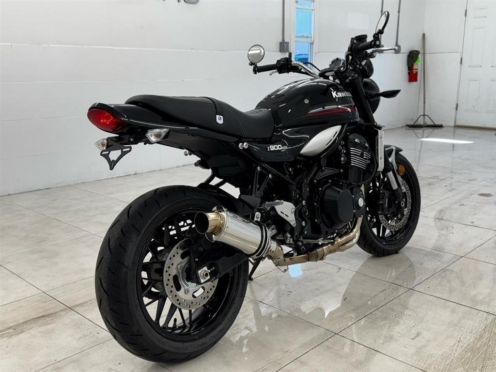 Kawasaki Z900RS  2024