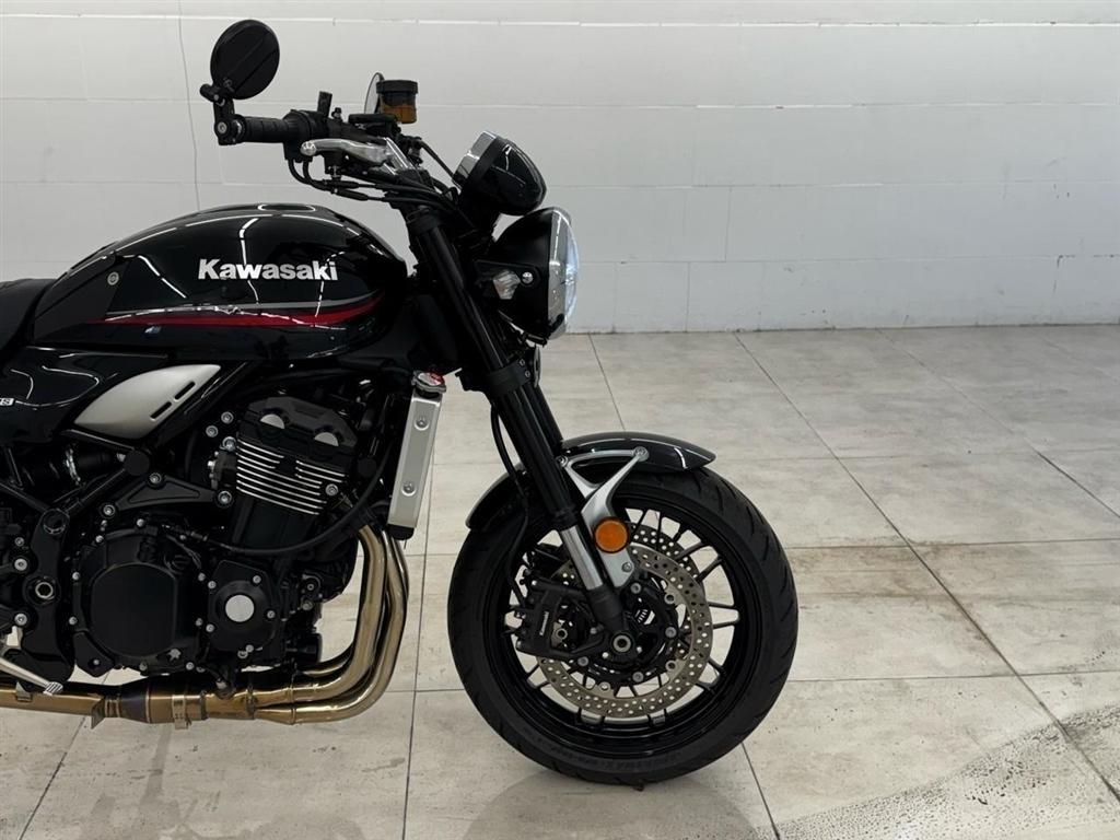 Kawasaki Z900RS  2024