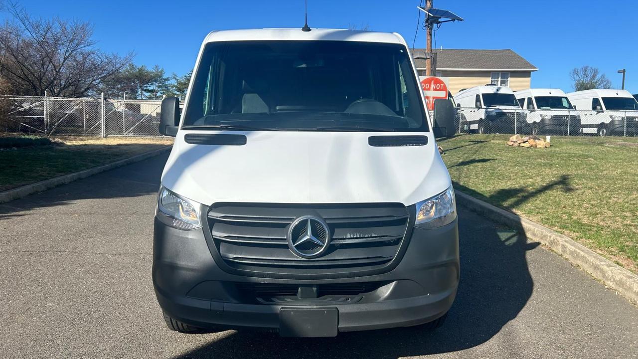 Mercedes-Benz Sprinter Van 2500 Standard Roof I4 144" RWD 2021