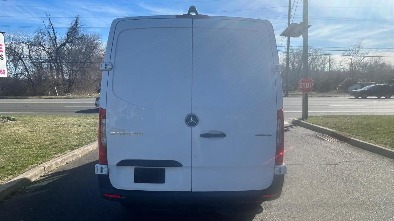Mercedes-Benz Sprinter Van 2500 Standard Roof I4 144" RWD 2021