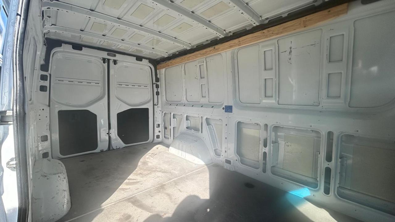 Mercedes-Benz Sprinter Van 2500 Standard Roof I4 144" RWD 2021