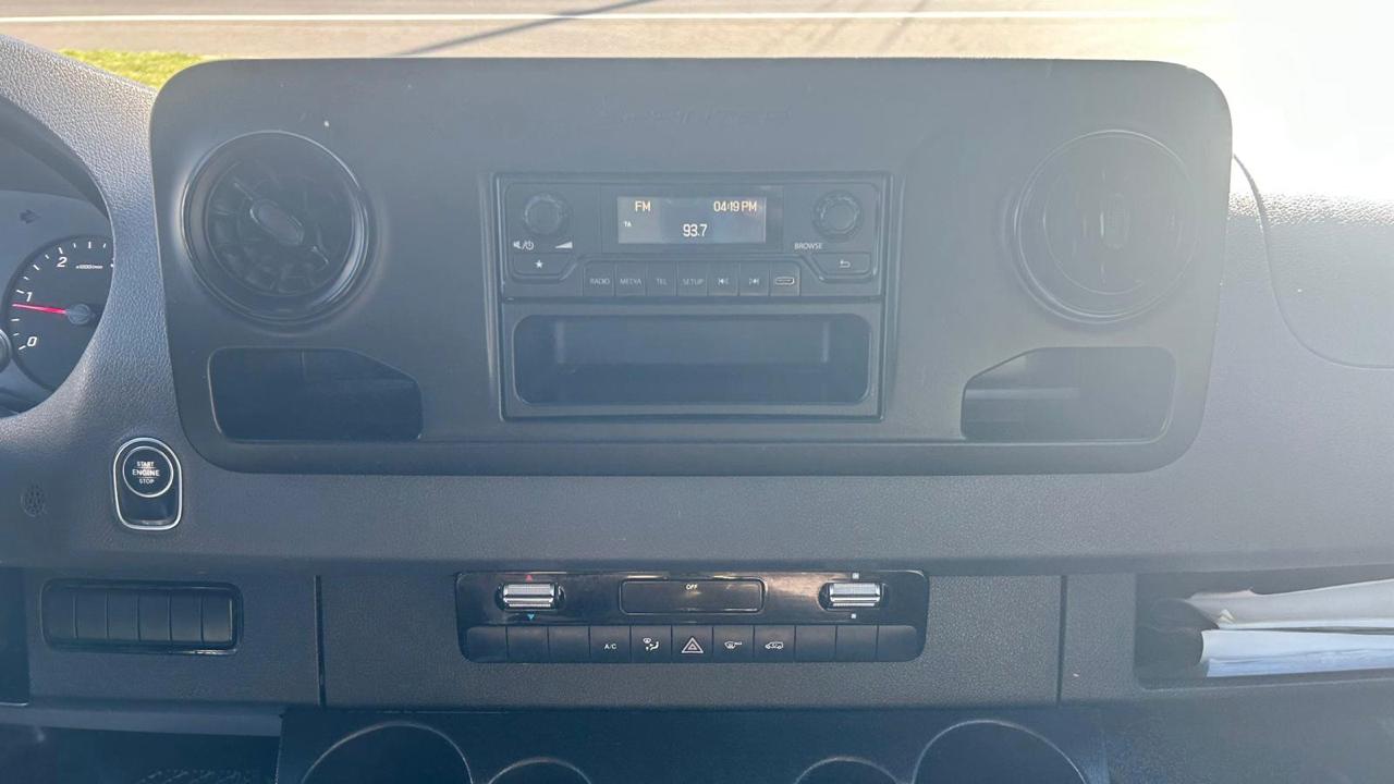 Mercedes-Benz Sprinter Van 2500 Standard Roof I4 144" RWD 2021