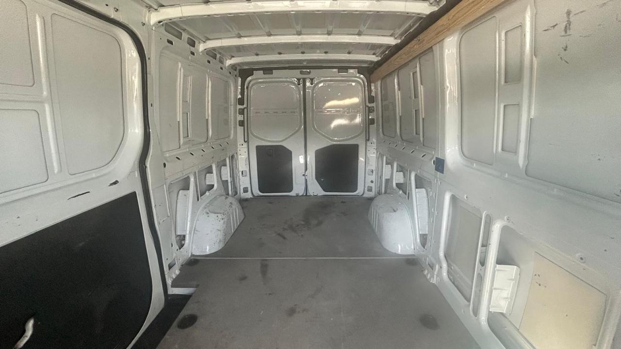 Mercedes-Benz Sprinter Van 2500 Standard Roof I4 144" RWD 2021