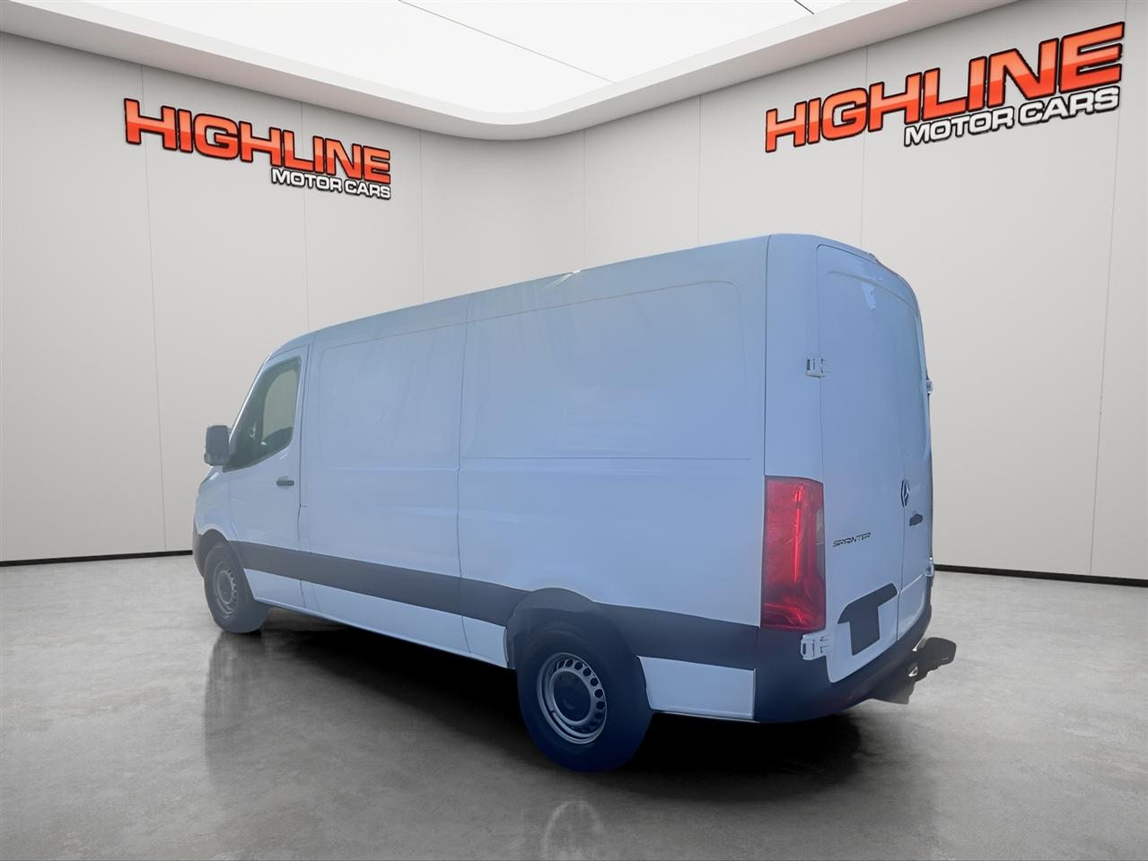 Mercedes-Benz Sprinter Van 2500 Standard Roof I4 144" RWD 2021