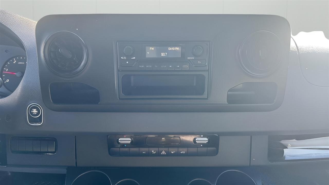 Mercedes-Benz Sprinter Van 2500 Standard Roof I4 144" RWD 2021