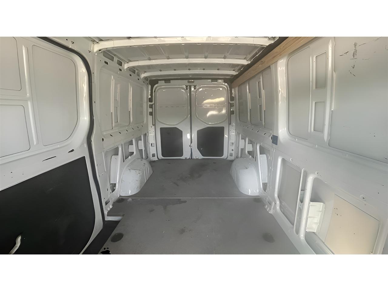 Mercedes-Benz Sprinter Van 2500 Standard Roof I4 144" RWD 2021