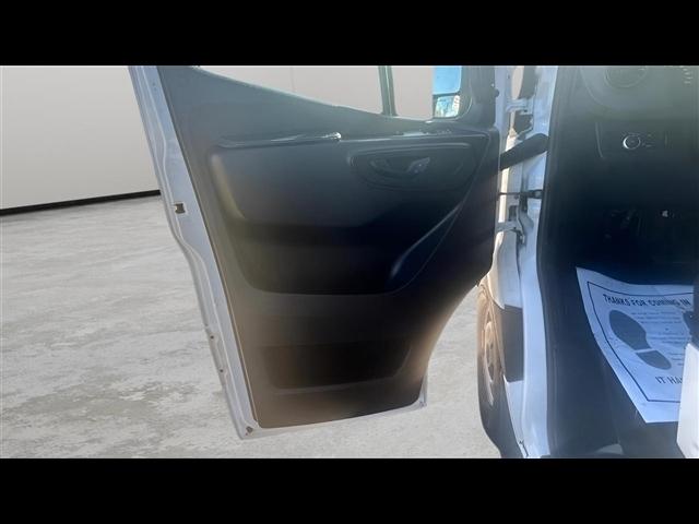 Mercedes-Benz Sprinter Van 2500 Standard Roof I4 144" RWD 2021