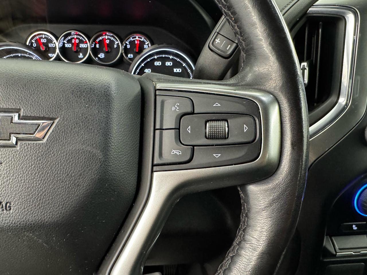 Chevrolet Silverado 1500 4WD Crew Cab 147" LT Trail Boss 2021