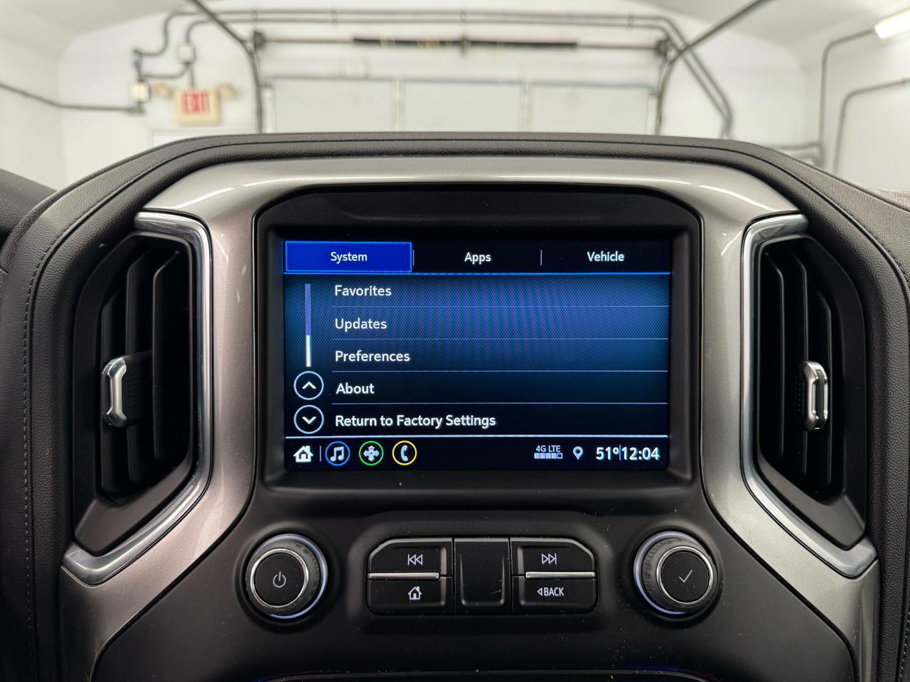 Chevrolet Silverado 1500 4WD Crew Cab 147" LT Trail Boss 2021