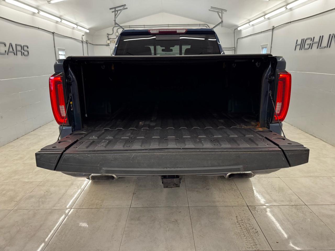 GMC Sierra 1500 4WD Crew Cab 147" AT4 2019