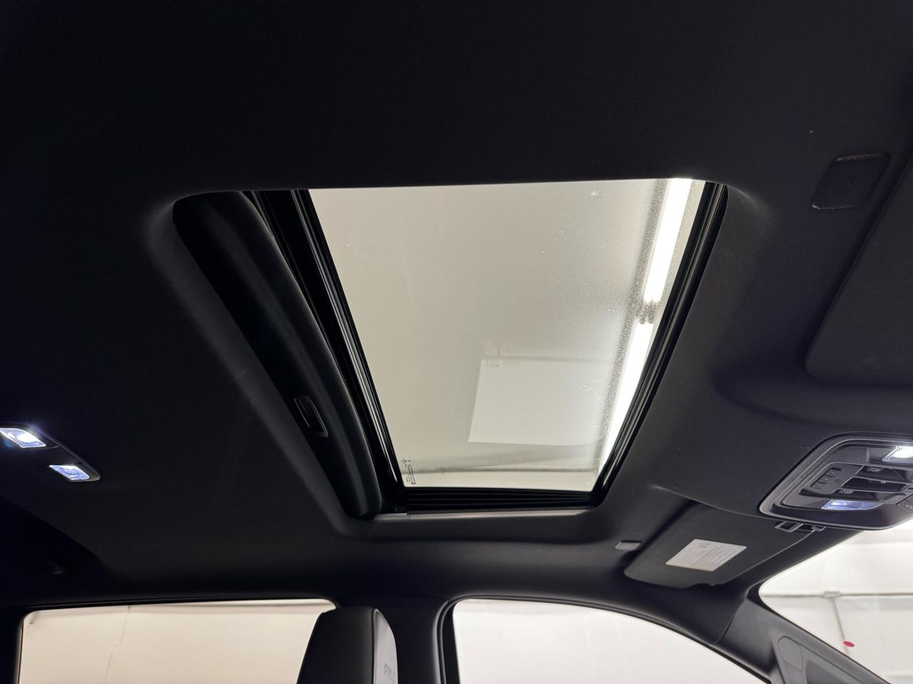 GMC Sierra 1500 4WD Crew Cab 147" AT4 2019