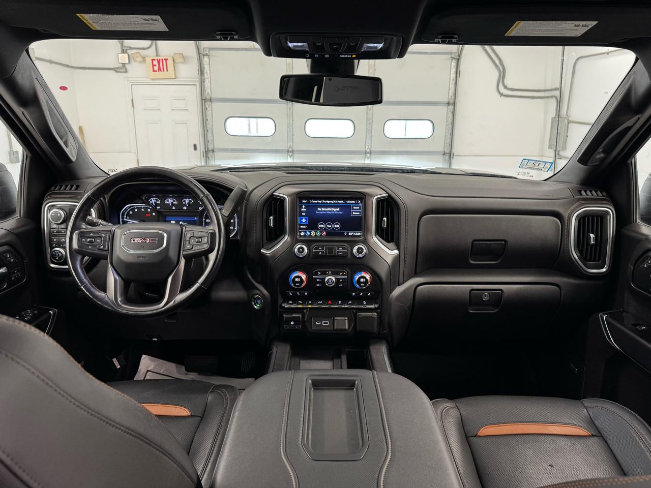 GMC Sierra 1500 4WD Crew Cab 147" AT4 2019