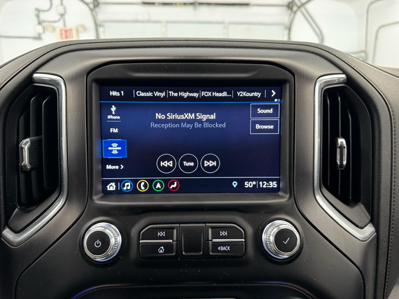 GMC Sierra 1500 4WD Crew Cab 147" AT4 2019