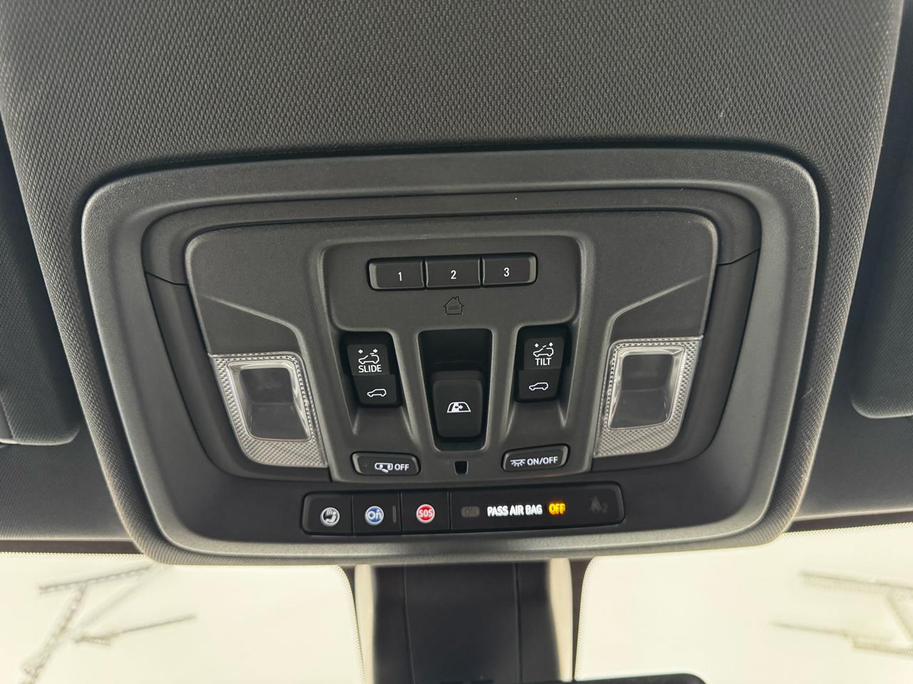 GMC Sierra 1500 4WD Crew Cab 147" AT4 2019