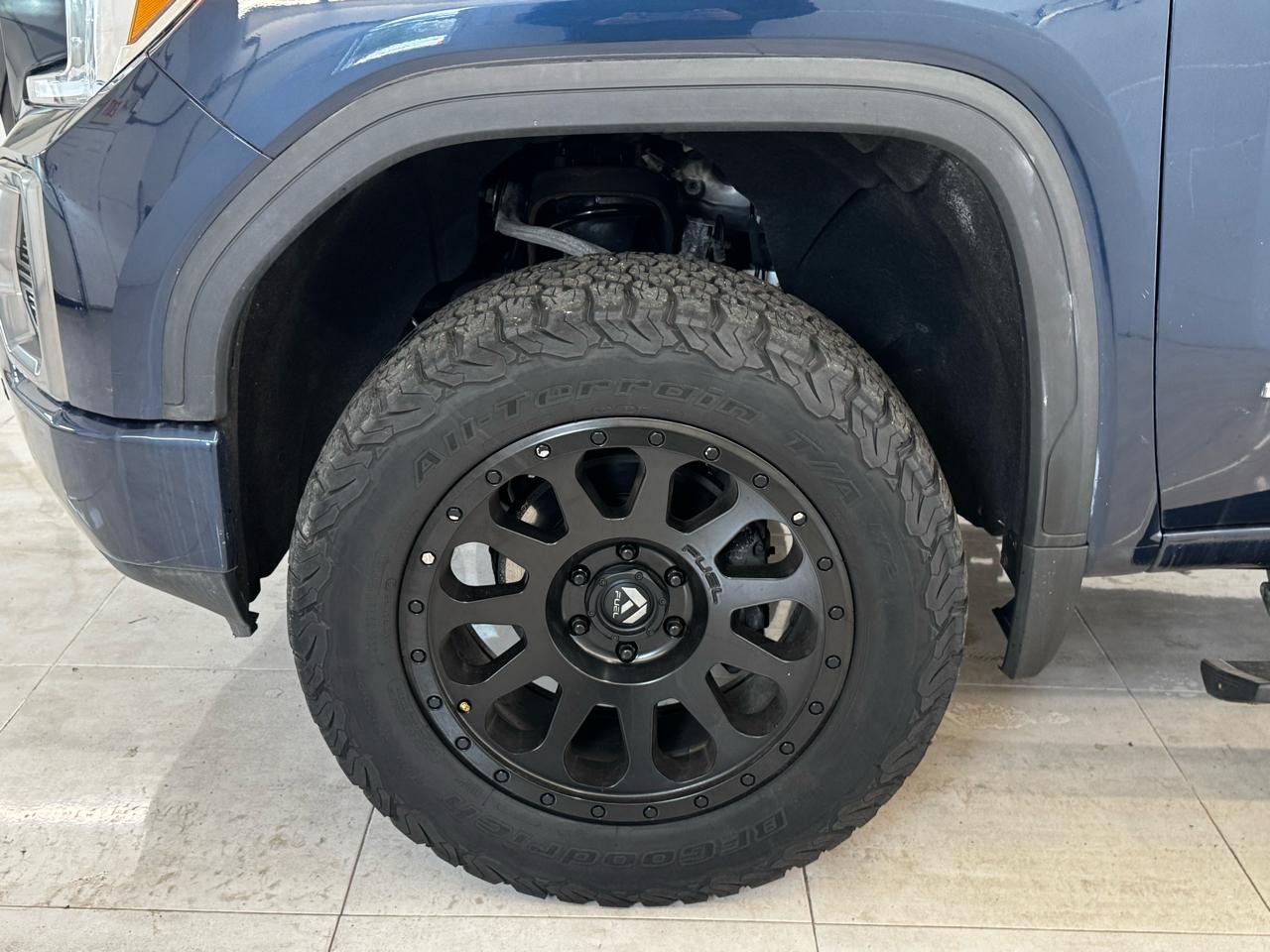 GMC Sierra 1500 4WD Crew Cab 147" AT4 2019
