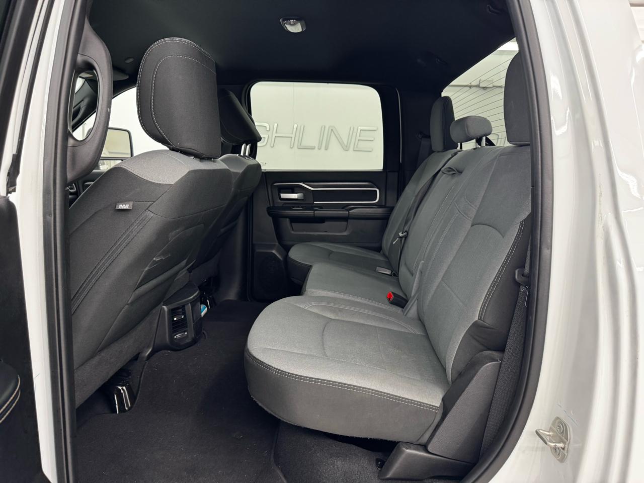 RAM 2500 Big Horn 4x4 Crew Cab 6'4" Box 2024
