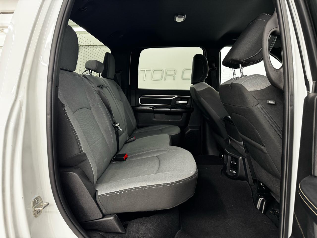 RAM 2500 Big Horn 4x4 Crew Cab 6'4" Box 2024