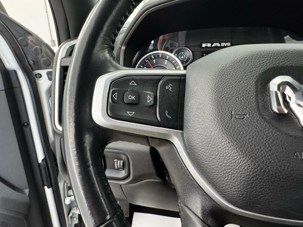 RAM 2500 Big Horn 4x4 Crew Cab 6'4" Box 2024