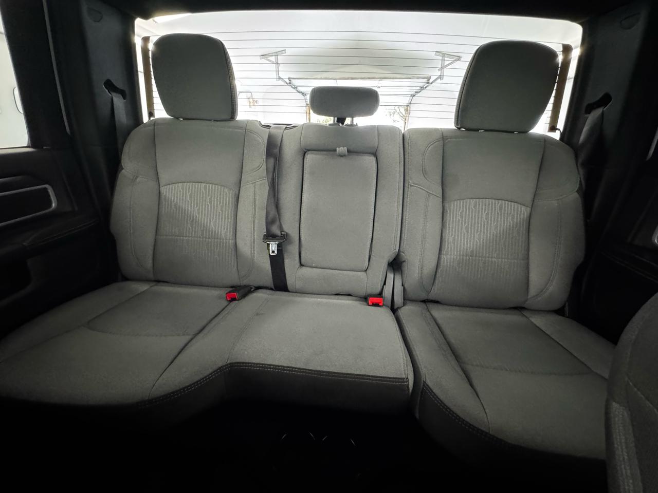 RAM 2500 Big Horn 4x4 Crew Cab 6'4" Box 2024